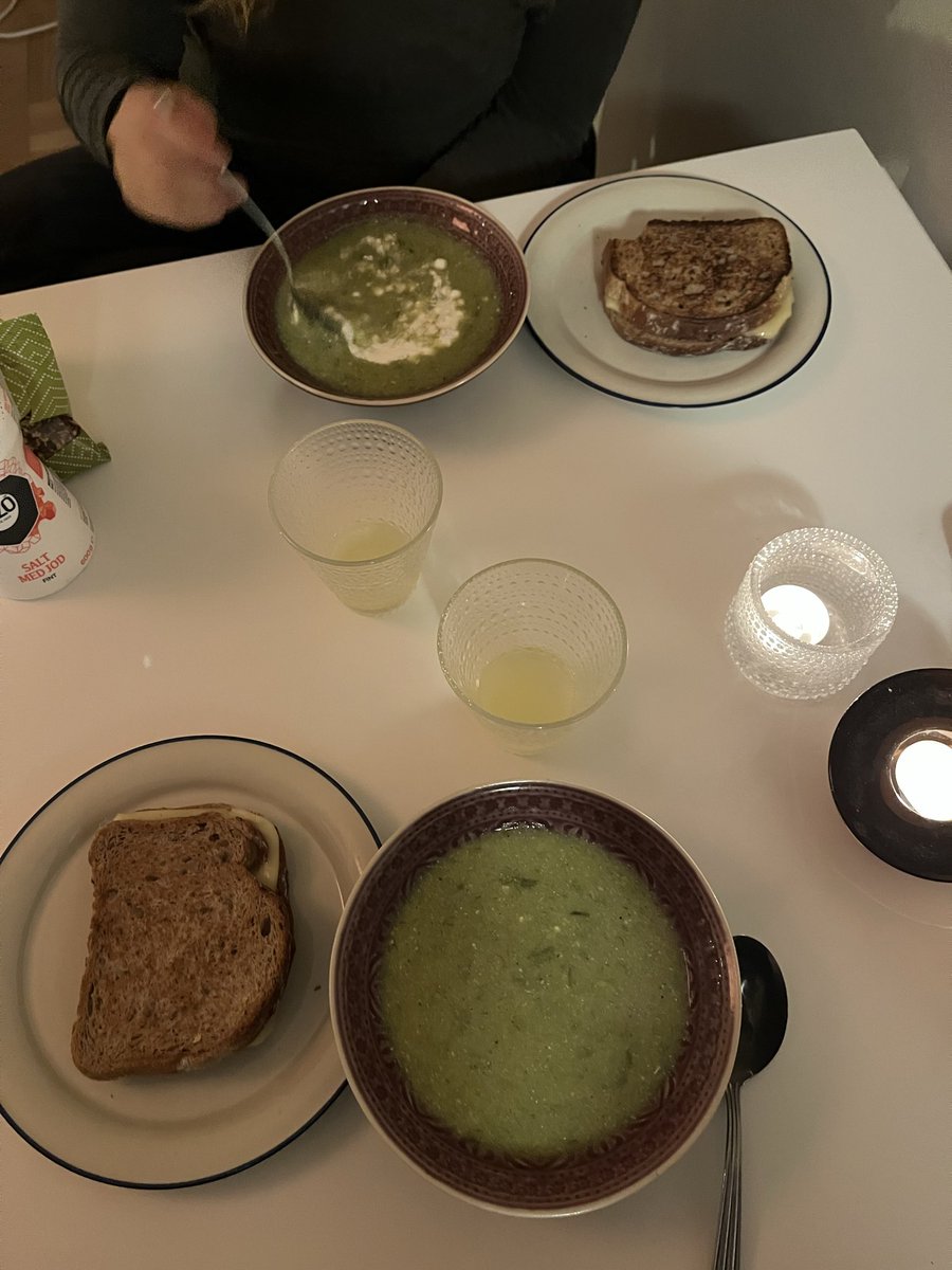 raspberryeats's tweet photo. Soup season ❤️‍🔥 my sister now lives 1,5 hours from me instead of 7 hours I'm so happyyy also I moved into a new apartment https://t.co/kU5bwWWXrt