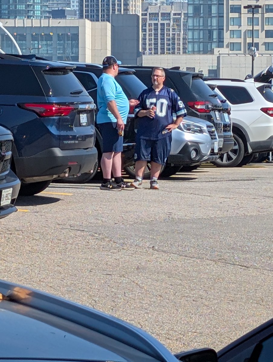 WeStillTailgate tweet media