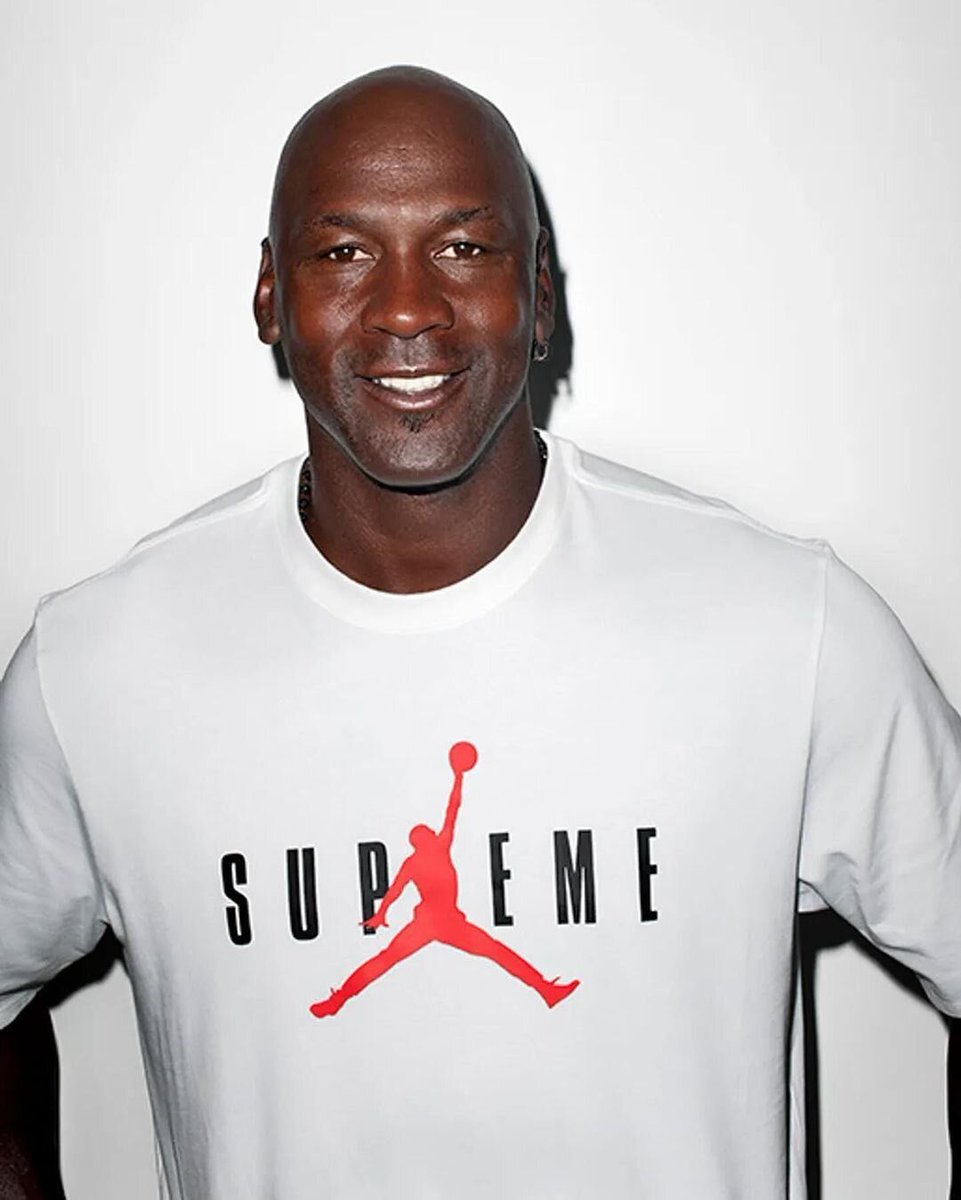JustFreshKicks's tweet photo. Supreme x Jordan Collaboration coming Summer 2026 👀 https://t.co/udZiKtQsJQ