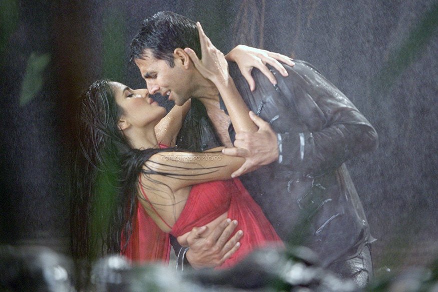 songoku2255's tweet image. Akshay Kumar and Katrina Kaif looks so hot 🥵 
#AkshayKumar #KatrinaKaif