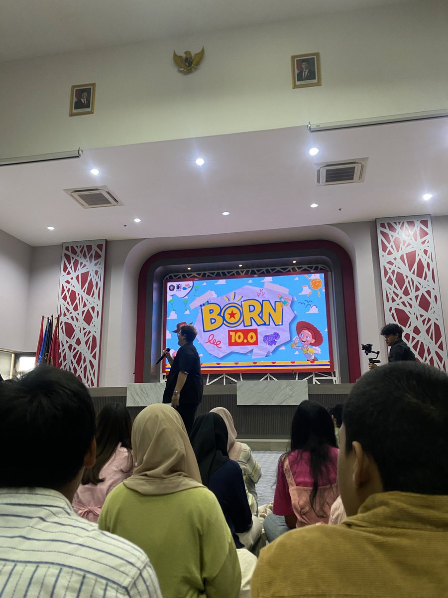 nayi 🐟 tweet media