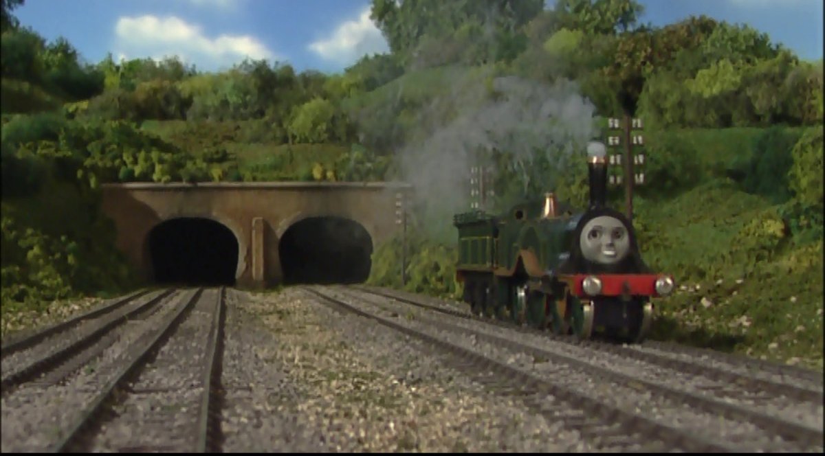 ThomRobloGaming's tweet photo. Evolution of Henry’s Tunnel in the Model Series. https://t.co/JQefnNr9on