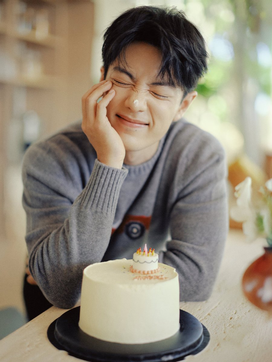 🎉 #HappyXiaoZhanDay วันเกิดพี่จ้านแจก 5 รางวัล‼️

- ที่ทำน้ำแข็ง 2 รางวัล
- กล่องข้าว 1 รางวัล
- กระบอกน้ำ 1 รางวัล
- พัดลม 1 รางวัล

👉 กติกา รี + เมนชั่นอวยพรวันเกิดพี่จ้าน ใต้ทวิตนี้ พร้อมติดแท็ก 

XIAO ZHAN LEVEL 34 UNLOCKED #For34everWithXiaoZhan #Happy34thBDayXZ 

🗓 สุ่ม