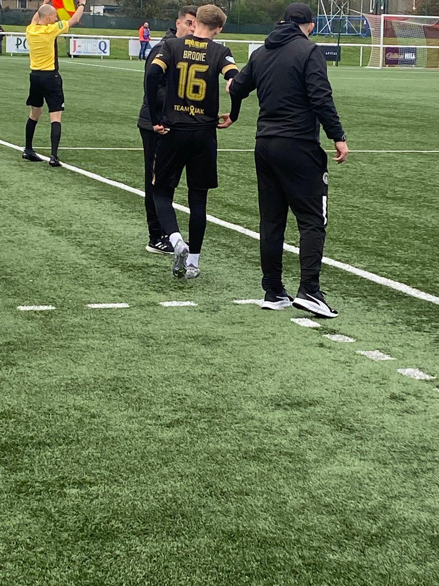 jamie brodie tweet media