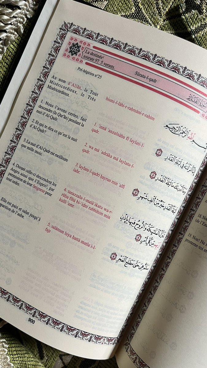 haadijaMouhamed's tweet image. Une personne généreuse souhaite offrir deux exemplaires du Coran parmi les retweets.

Fin du jeu lundi à 19h in shaa Allah
Bonne chance 🤍