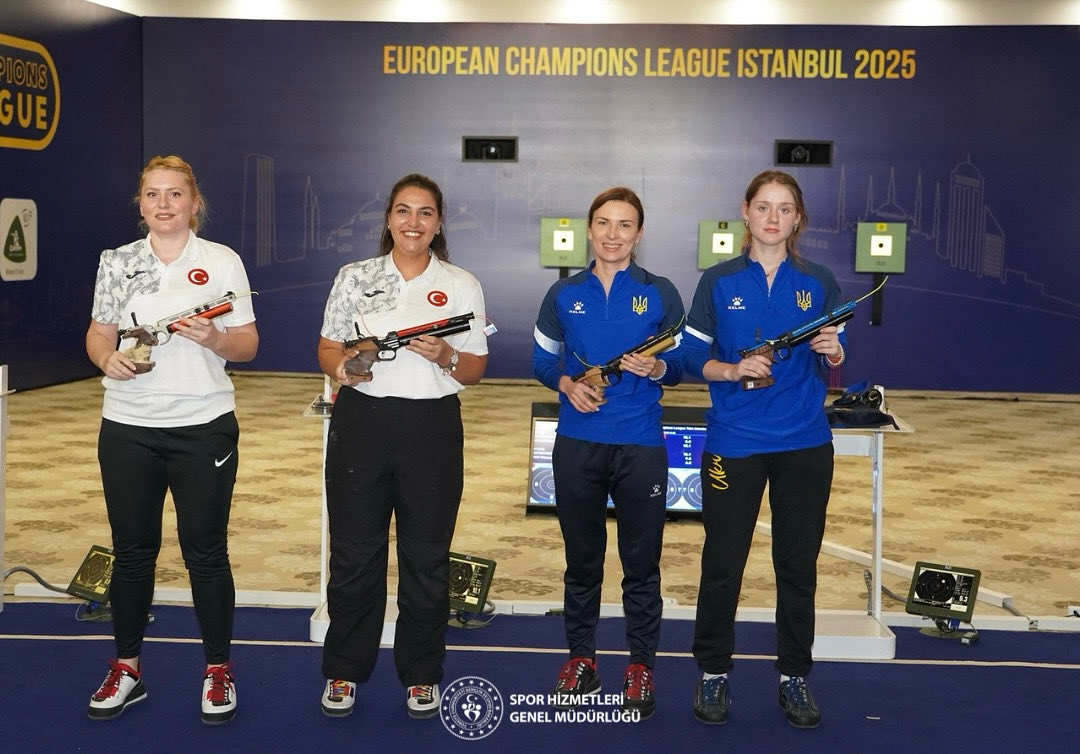 Bir altın da Şevval ve Esra’dan!🥇🇹🇷

İstanbul’da düzenlenen Havalı Silahlar Avrupa Şampiyonlar Ligi 10 M Havalı Tabanca Kadınlar Takım kategorisinde yarışan milli atıcılarımız Şevval İlayda Tarhan ve Esra Bozabalı, altın madalya kazandı. 🏆🎯

Süpersiniz kızlar! 👏💪