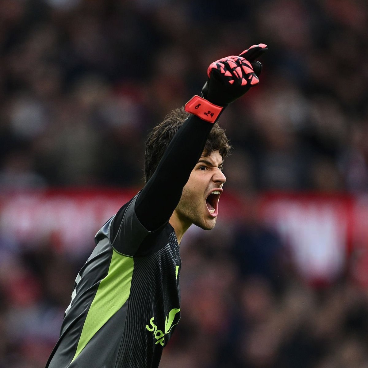 PorosHalangID's tweet photo. Setelah masang kiper, menang juga. Kemarin naroh sembarang orang aja di bawah gawang. 

#poroshalangid https://t.co/HvanOtkBsr