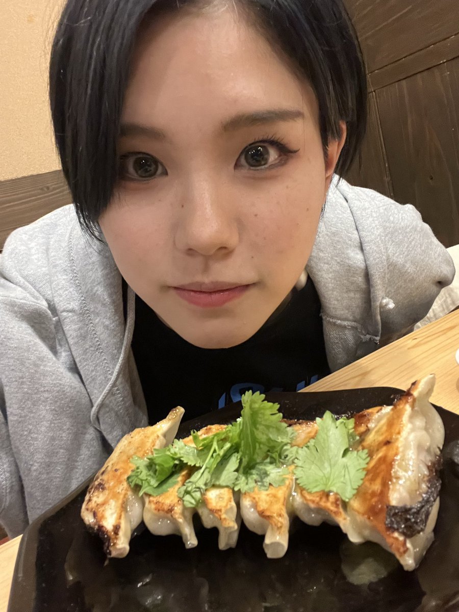 xX_0Kouki0_Xx's tweet image. 宇都宮大会ありがとうございました！

餃子！餃子！！餃子！！！

🥟🥟🥟😋

#pw_mg