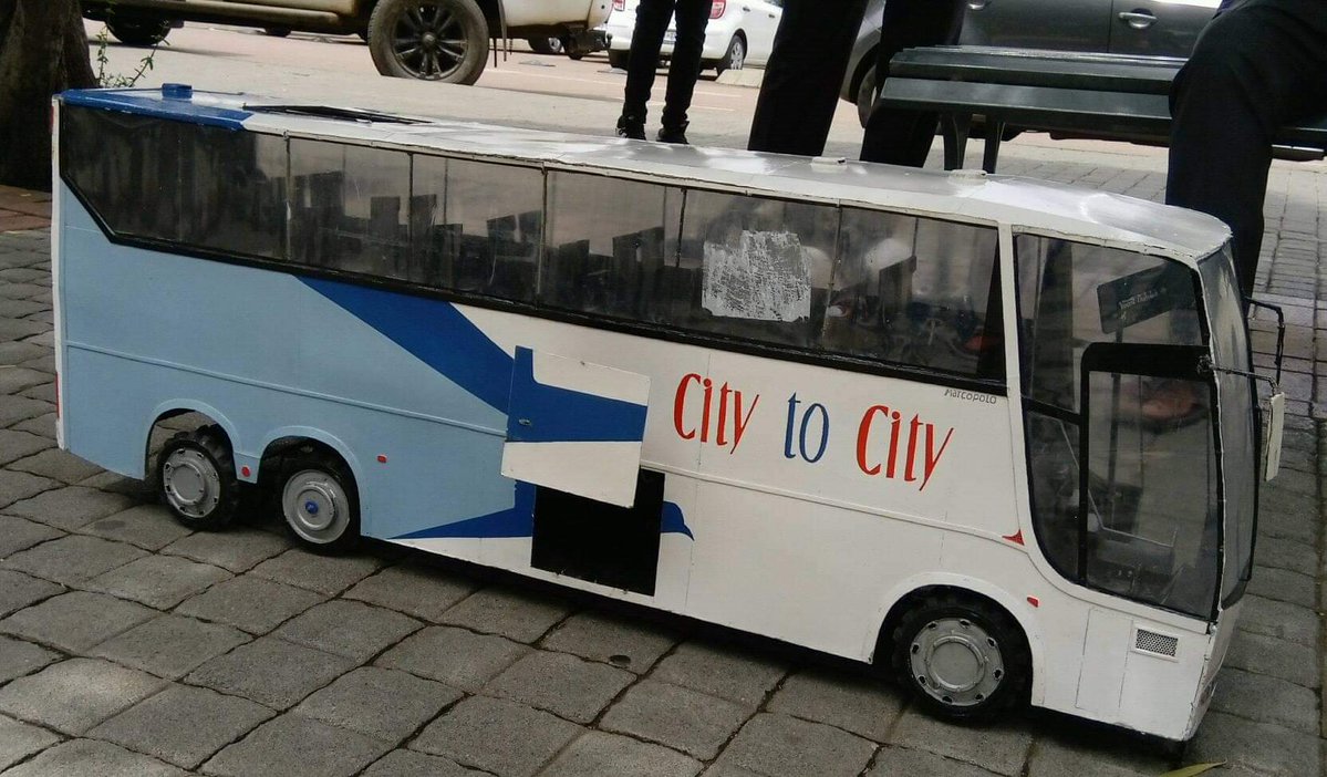 Trevor_sidogi's tweet image. Please it cost you R0:00 to repost this beautiful city to city bus (Art)