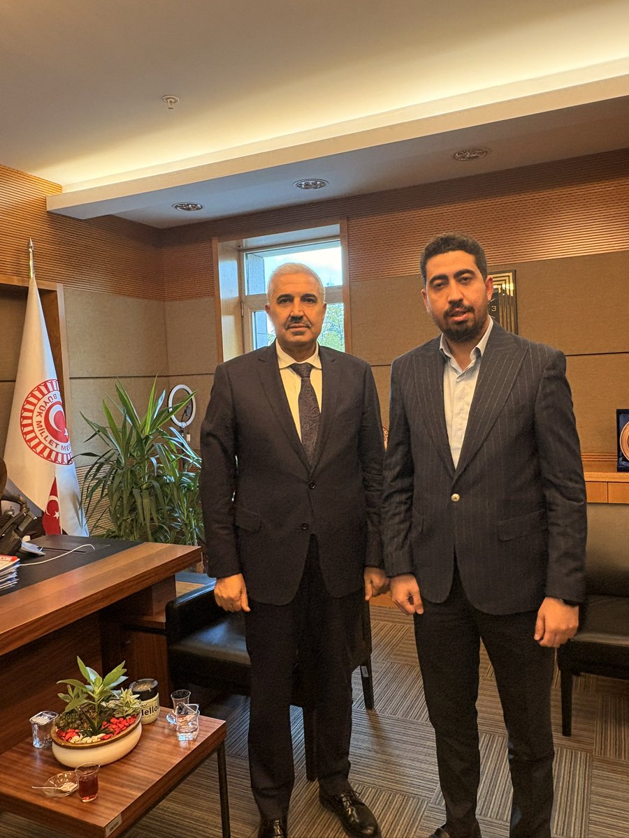 Kıymetli Ağabeyim 
Diyarbakır Milletvekili
Sayın <a href="/GalipEnsarioglu/">Galip Ensarioğlu</a> ‘nu ve 
AK Parti Diyarbakır İl Başkanımız 
Sayın <a href="/omer_iler/">Ömer İler</a> ‘i ziyaret ettim.

Misafirperverliklerinden ötürü Kıymetli Büyüklerime Teşekkür Ediyorum.