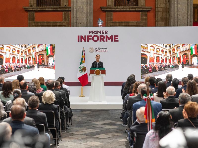 FRÁGIL EQUILIBRIO | Claroscuros en el primer año de gobierno de #ClaudiaSheinbaum, desde la óptica de <a href="/Integralia_Mx/">Integralia Consultores</a> : bit.ly/48ezlcH / En entredicho la transparencia gubernamental en #México : bit.ly/4o6XOoR / El reporte completo de la consultora #Integralia.