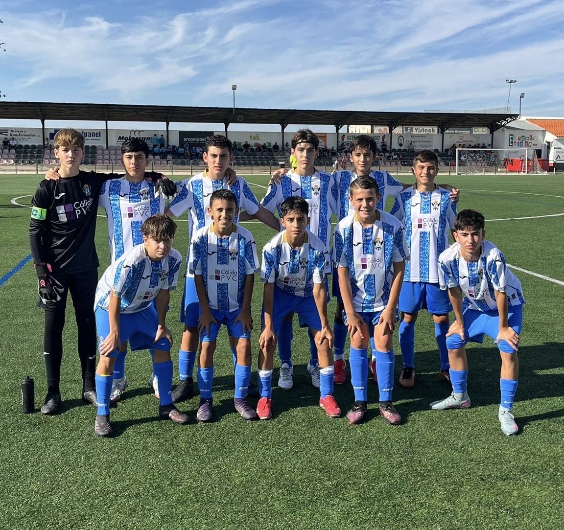 Cantera CF Talavera de la Reina (@canteracft) on Twitter photo ➖ Empate del Infantil Regional (1-1) ante el EDM Mota del Cuervo.  
🙌🏻 Partido competido y buen trabajo de los nuestros. ¡A seguir creciendo!  
#CanteraTala 💙🤍 ➖ Empate del Infantil Regional (1-1) ante el EDM Mota del Cuervo.  
🙌🏻 Partido competido y buen trabajo de los nuestros. ¡A seguir creciendo!  
#CanteraTala 💙🤍