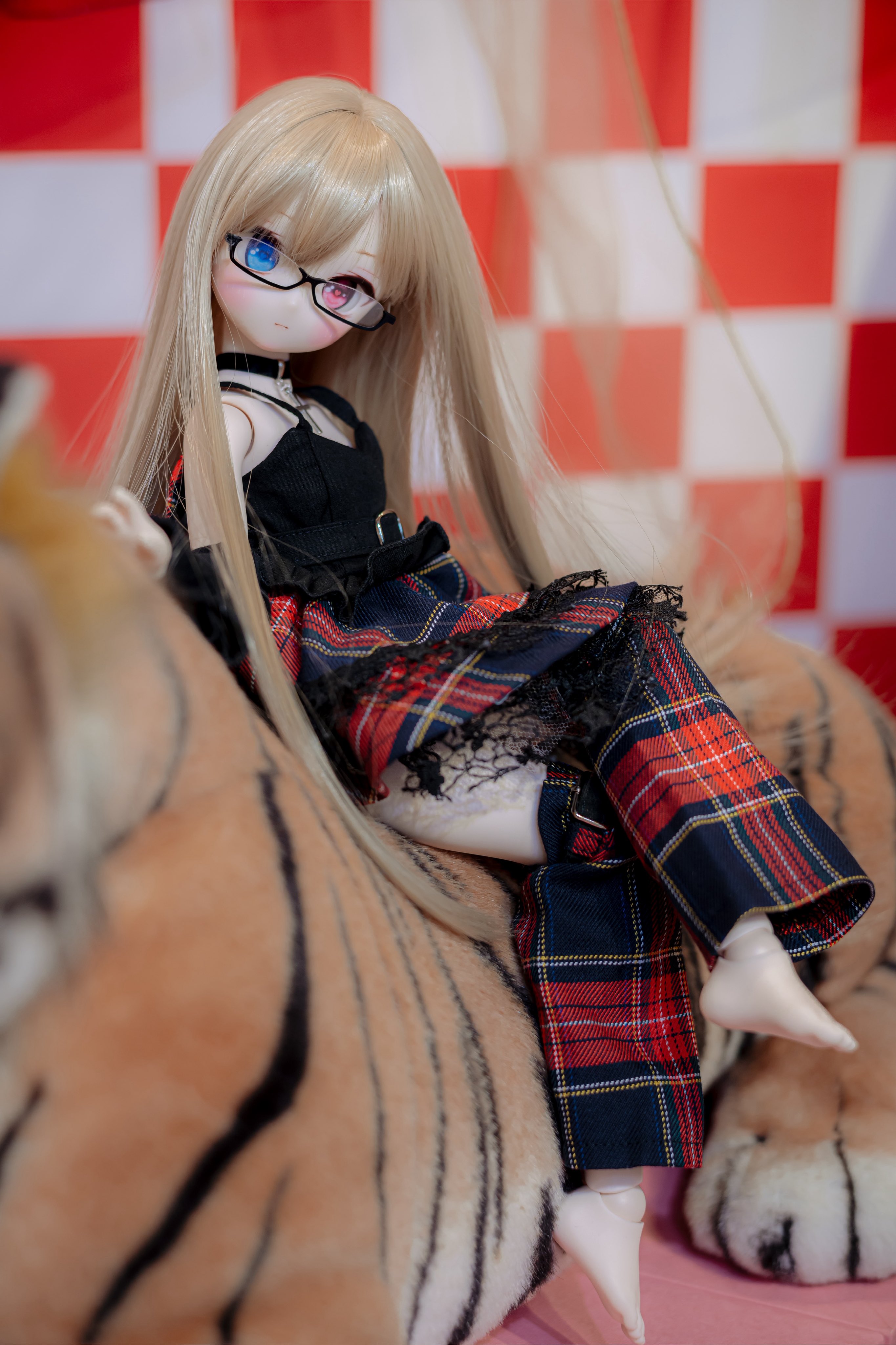 ♡よーぐると♡ページ 袖シアーラメベーシックカットソートップス