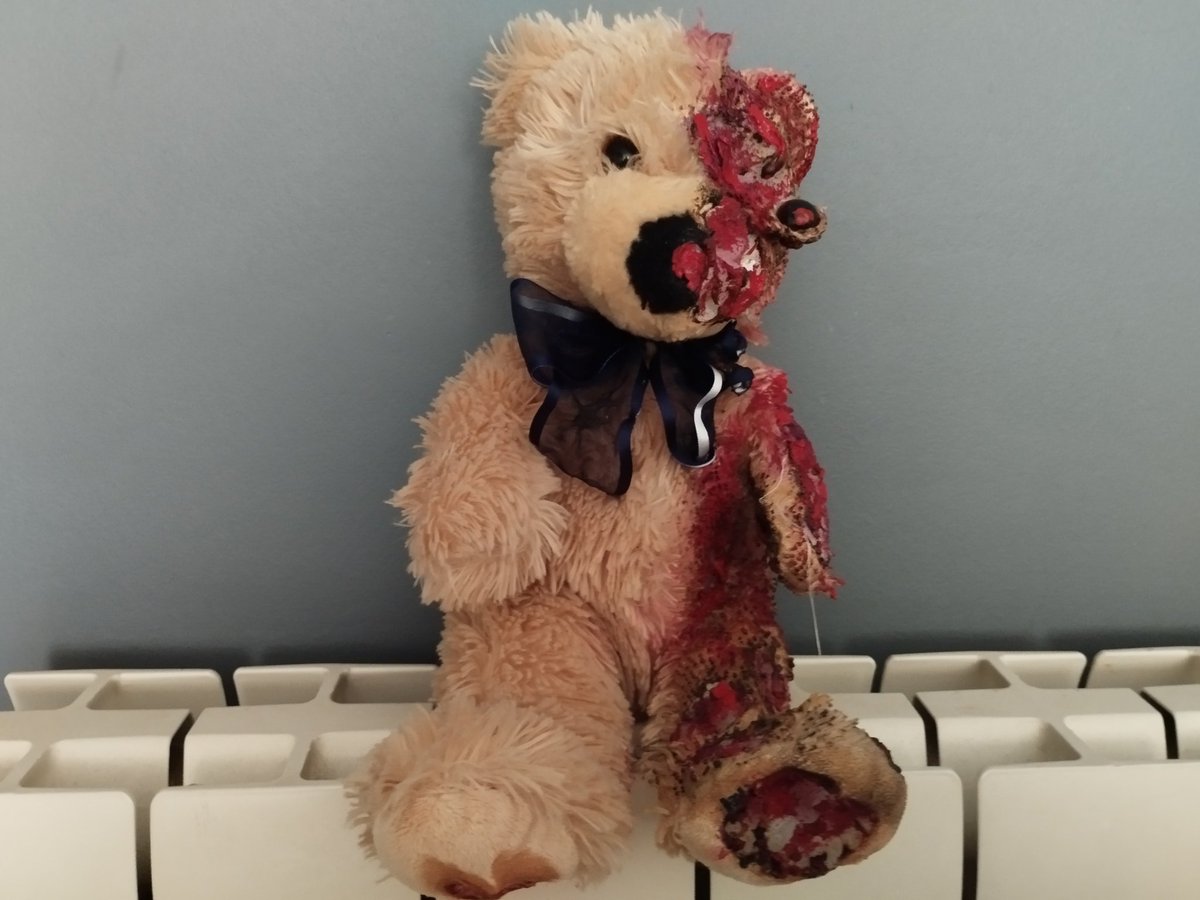 La nevera de la sra. Baker tweet media