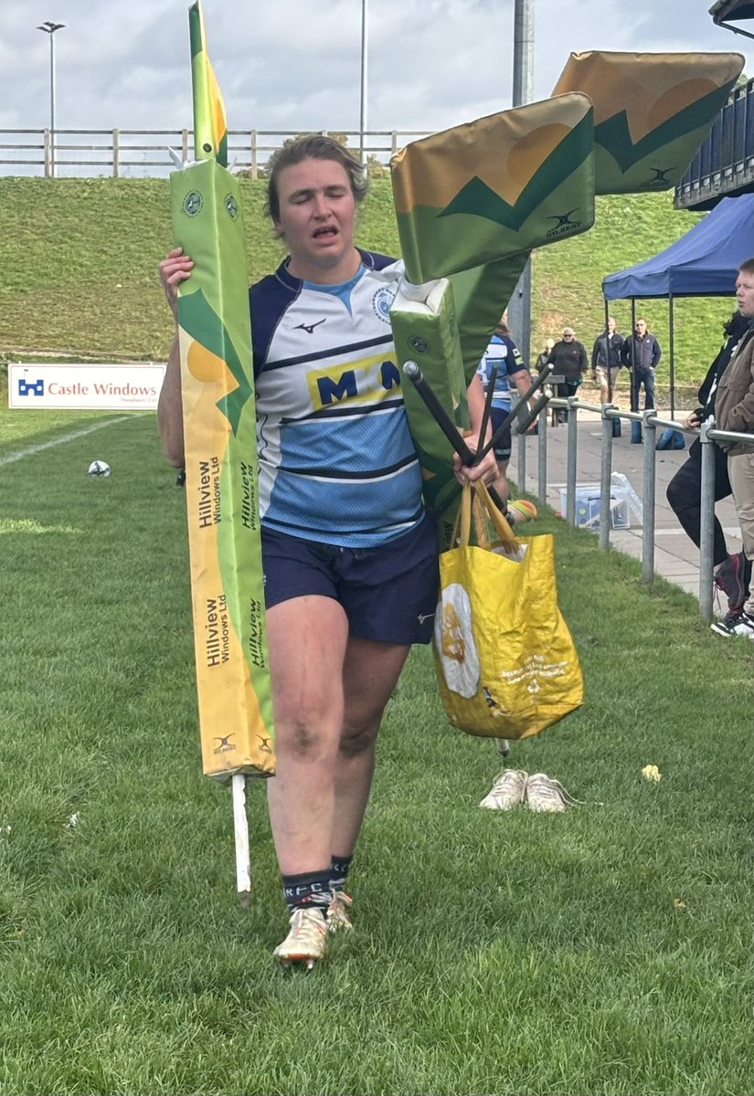 JonathanSmith63's tweet image. 30th birthday girl, captain and a win 🏉❤️ Katharine Smith
and even with her own merch !
v Cheltenham 53-12 💪👍