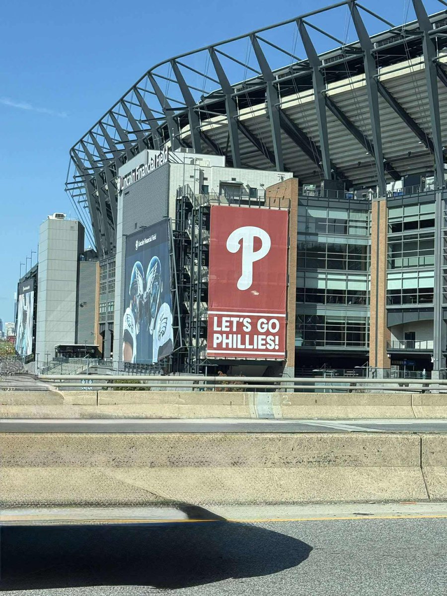 dpearsoncfc's tweet image. Football is shite
Go Birds
Go Phils