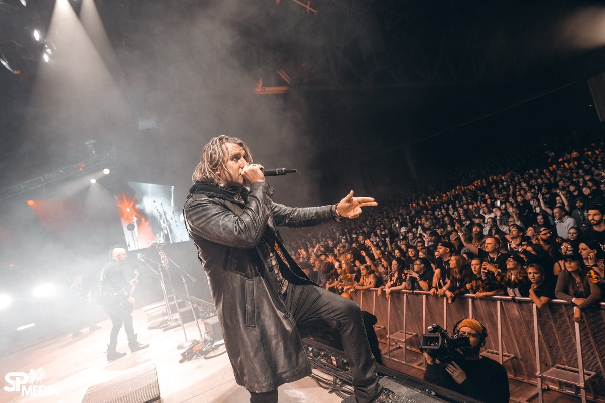 threedaysgrace's tweet image. Some moments from an awesome night in Ridgefield 🤘🙏

📷 @SPMediaAZ 

#ThreeDaysGrace #BreakingBenjamin #ReturnToDust #Ridgefield #Washington #USA