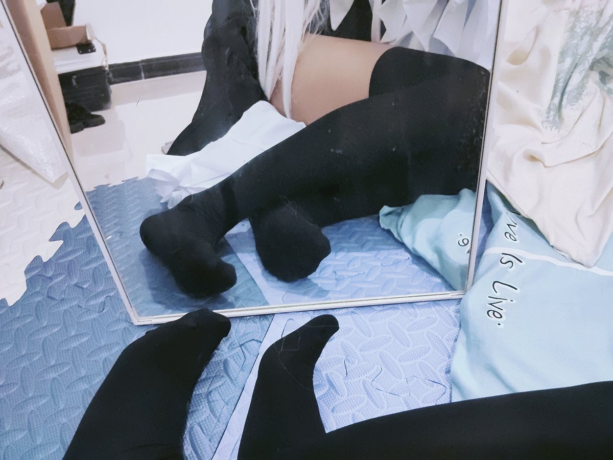arona178010's tweet photo. 神人知道自己有推特了 https://t.co/YrJNKsk28n