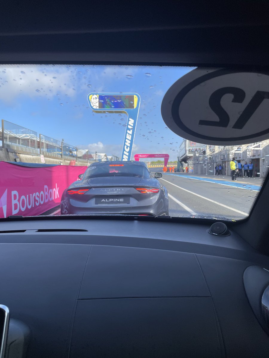 cis0r's tweet image. J’ai fait un tour sur le circuit quand même 🤯🤩