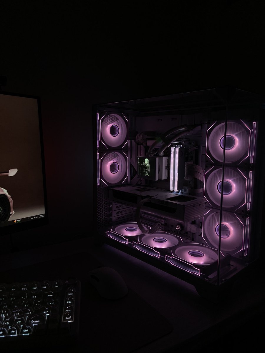 ｡ﾟﾟ･｡･ﾟﾟ｡ 
ﾟ。 October 
　ﾟ･｡･ﾟ