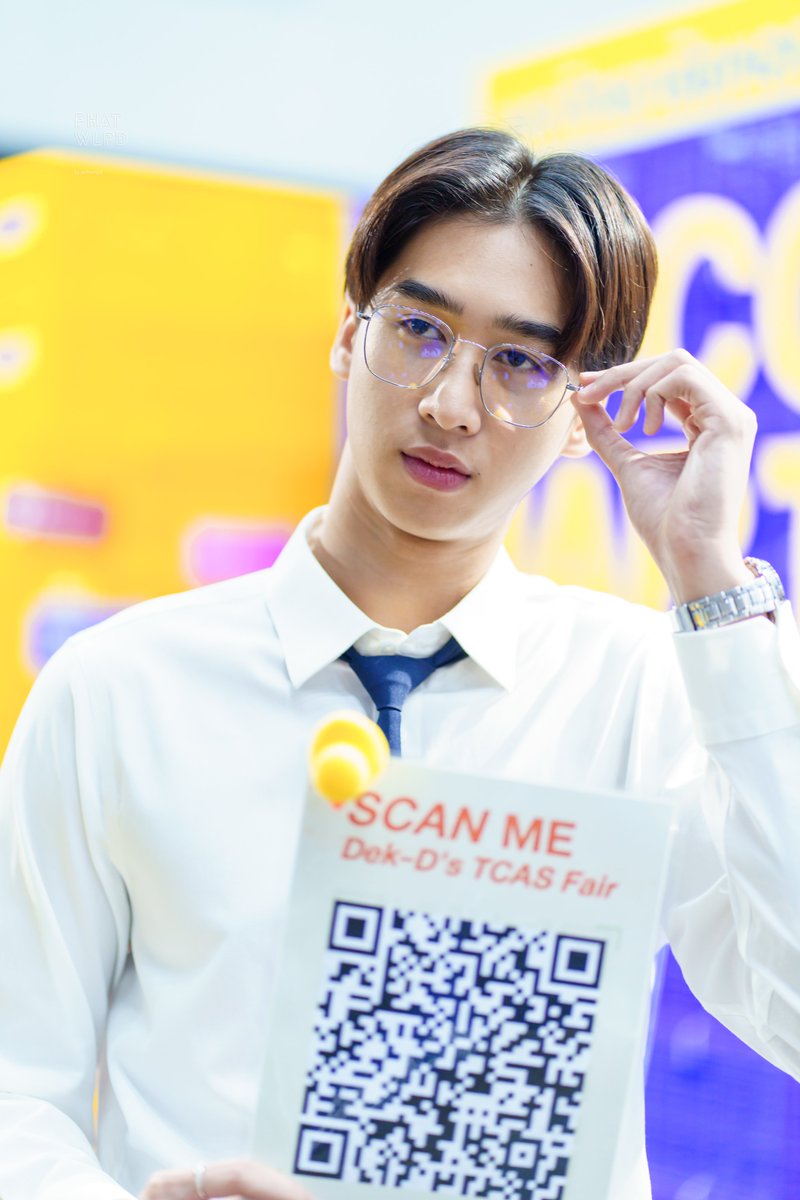 palmwlpd's tweet image. หนุ่มแว่นฮอตมาก 
#Pann_Zolar #Zolar  
#DekDTCASFair #เด็กหัวการค้า