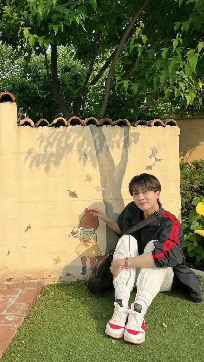 _ChubbyBunny13's tweet photo. @ayascending TO ETERNAL LOVE JEONGHAN DAY
#우연이아닌_영원을_정한이에게
#OurBetterhalfJEONGHAN 
@pledis_17 https://t.co/yJ5DDBM2Fe