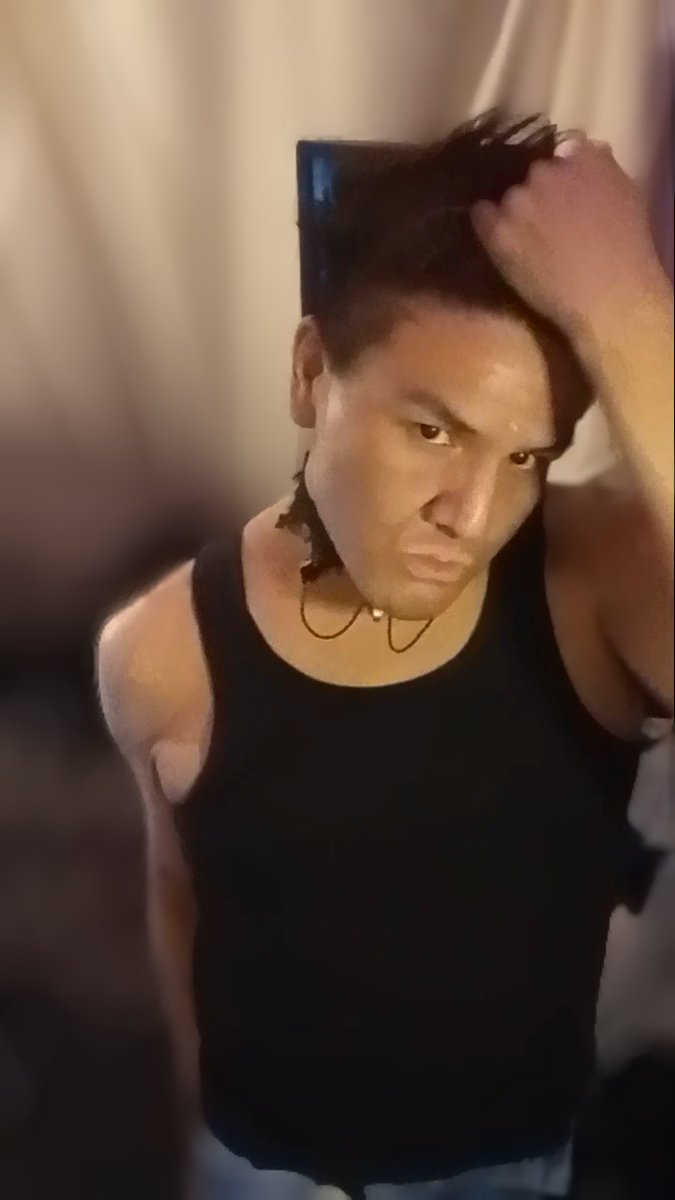 EGnite87's tweet photo. #gay #gaynativeirish #gothinspired https://t.co/vlzoFXRTYG