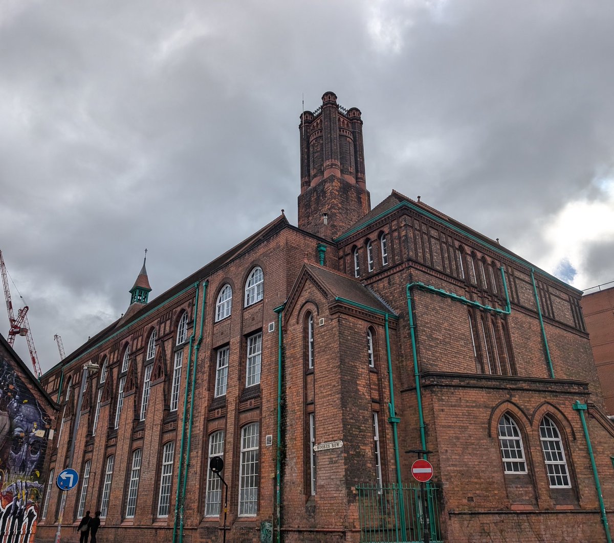StevenHearn15's tweet photo. Fascinating afternoon spent undertaking character appraisals of streets in Digbeth as part of @BCUGlobal's Conservation of the Historic Environment MA. https://t.co/0y1xISlwRv