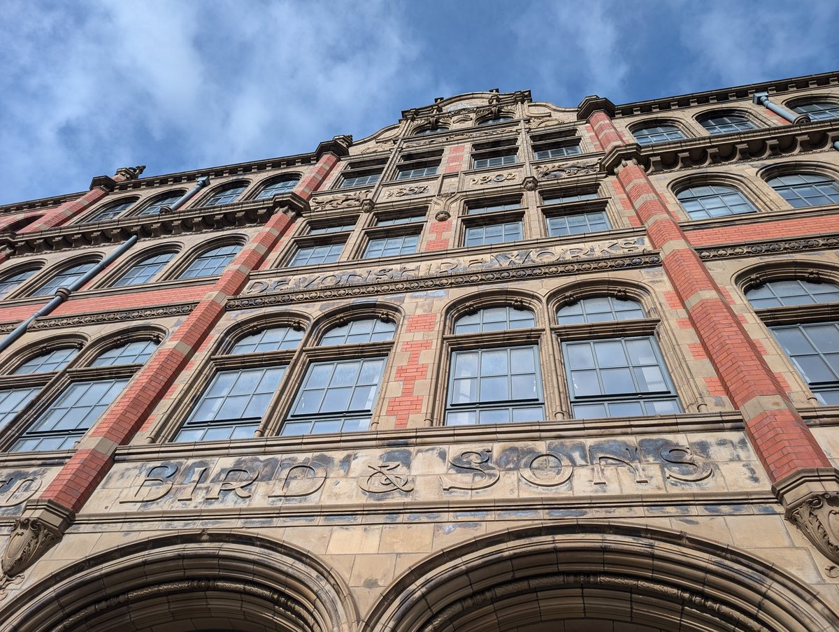 StevenHearn15's tweet photo. Fascinating afternoon spent undertaking character appraisals of streets in Digbeth as part of @BCUGlobal's Conservation of the Historic Environment MA. https://t.co/0y1xISlwRv
