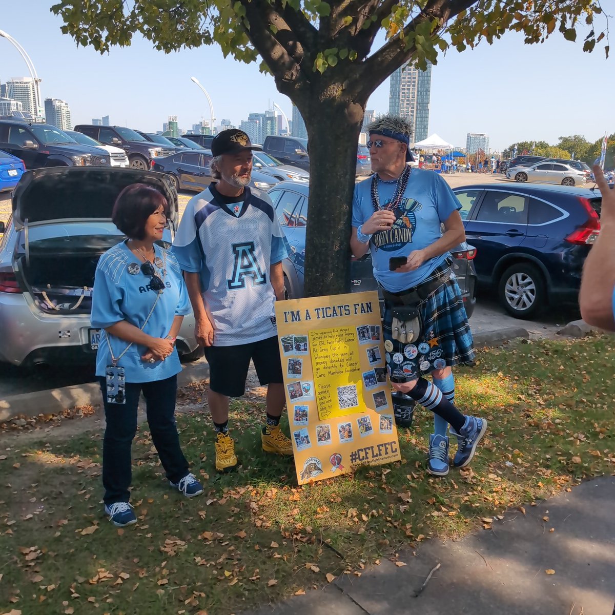 WeStillTailgate tweet media