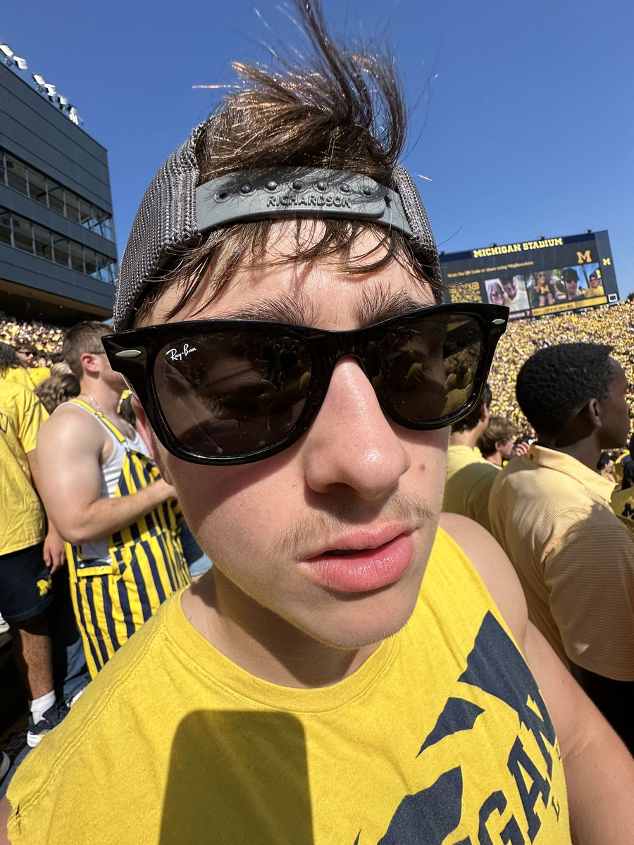 lillygrins's tweet photo. #bighouselive https://t.co/0fYyJlJ4Oc