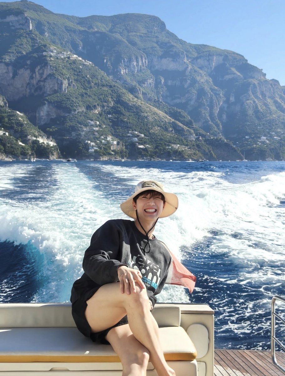 yourjeongcaron's tweet image. ชียังเร้กอยู่มากกกกกกกกกกก 😭💜🍀