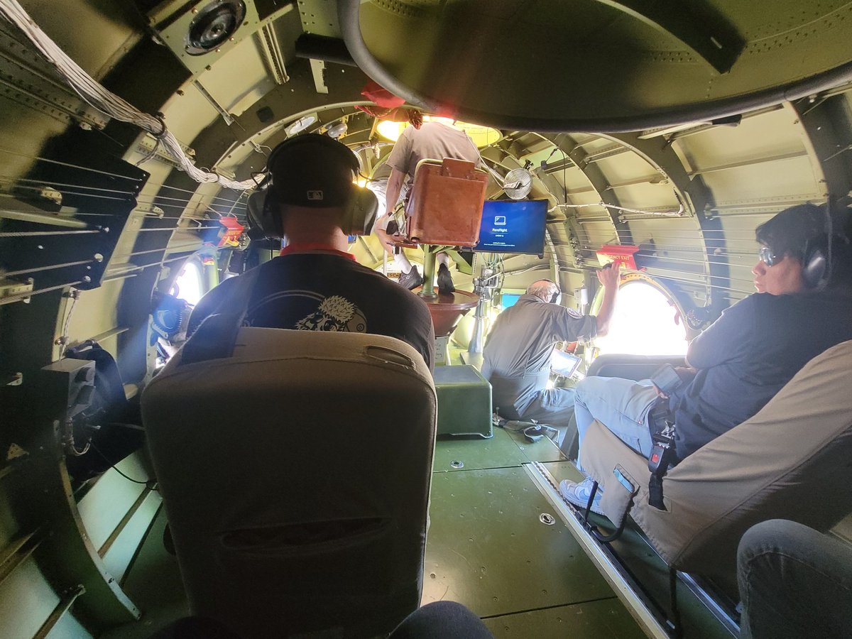 DevilFullmetal's tweet photo. Went for a very special flight~
The B-29 Superfortress known as "Doc" came and both my father and I went for a flight. It gives us a small glimpse into the world my grandmother knew as a W.A.S.P

#B29 #B29Doc https://t.co/zSMMjRyqo6