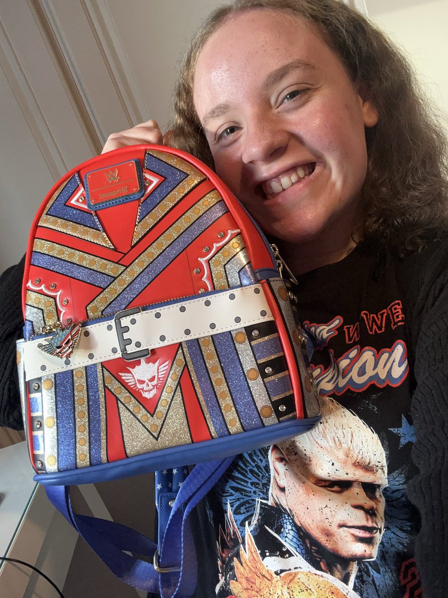 Its_Eleanor's tweet image. The Cody Rhodes Loungefly X WWE mini backpack just arrived AND I AM OBSESSED WITH IT 🤩
It’s officially my favourite bag that I own ☺️
@CodyRhodes
@WWEShop