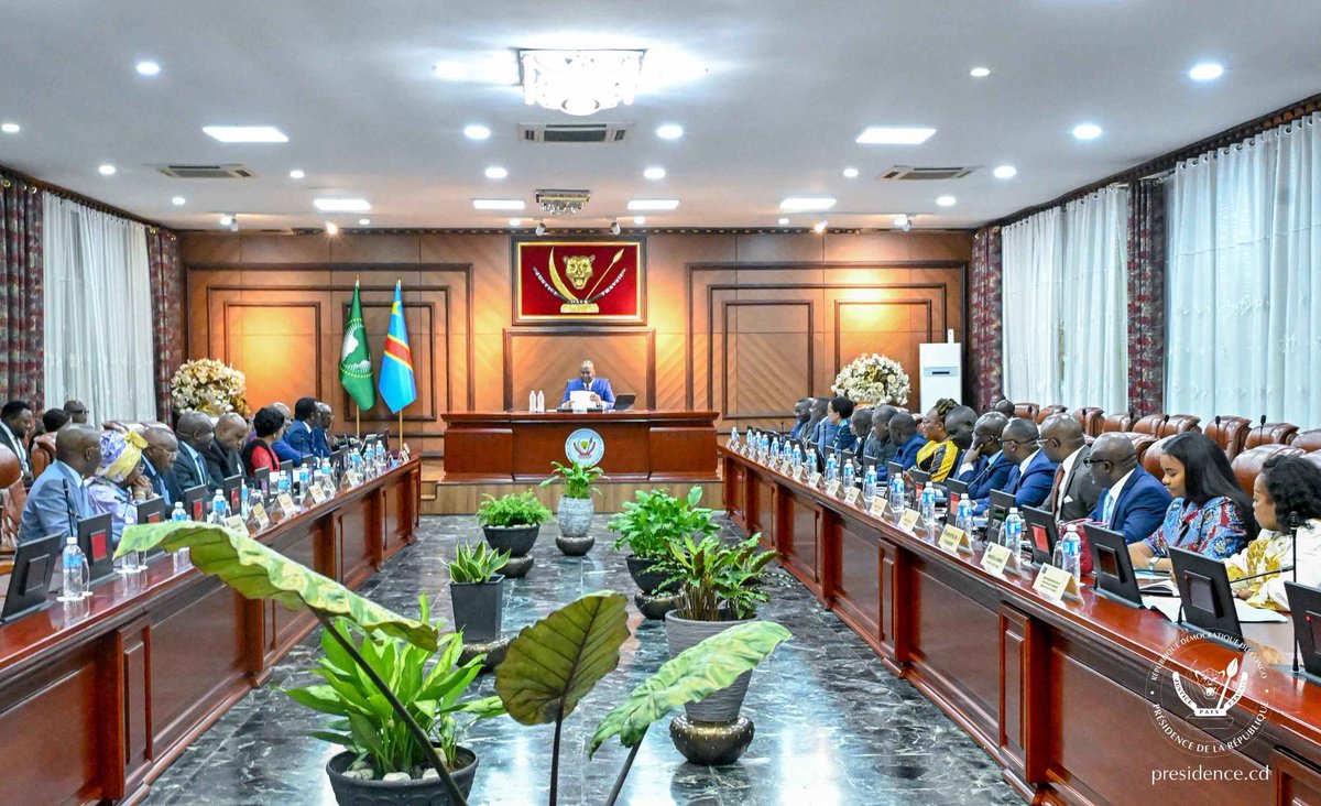 #RDC: le Conseil des ministres adopte un projet d'identification et récupération des biens des anciens combattants. 
Une Commission spéciale multisectorielle sera mise en place quand à ce