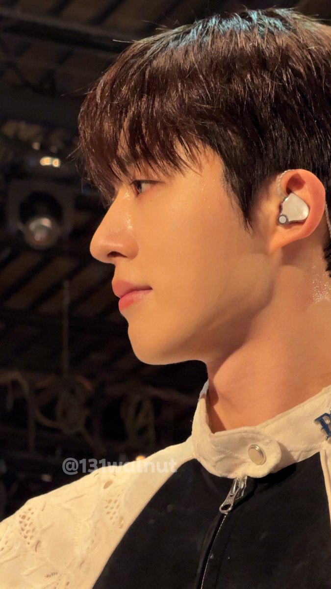 251004 #BI #비아이 #김한빈
#2025청소년무대예술페스티벌
이제는 한계다 나머지는 내일 올려야지🤍🤍