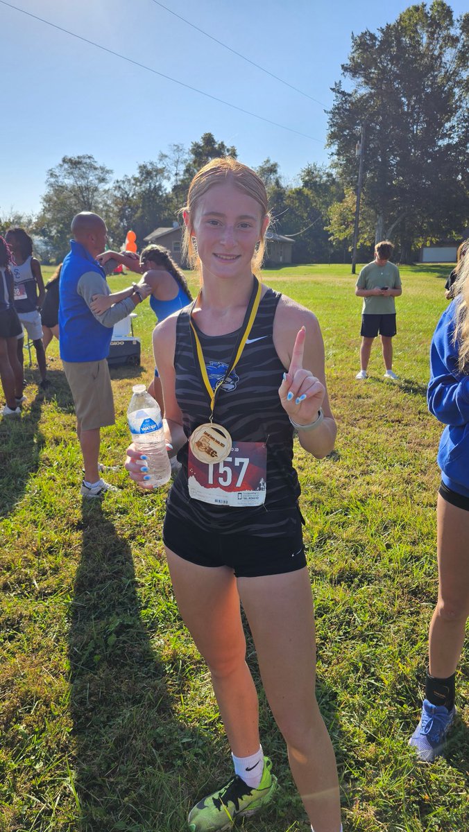 Abbie Hooten and Brooklynn Dills finished 1st and 2nd place in today’s meet at General Butler State Park. 

Taylor Placke (4th), Bianca Dills (5th) and Jonah Cockrell (7th) also had great runs today.