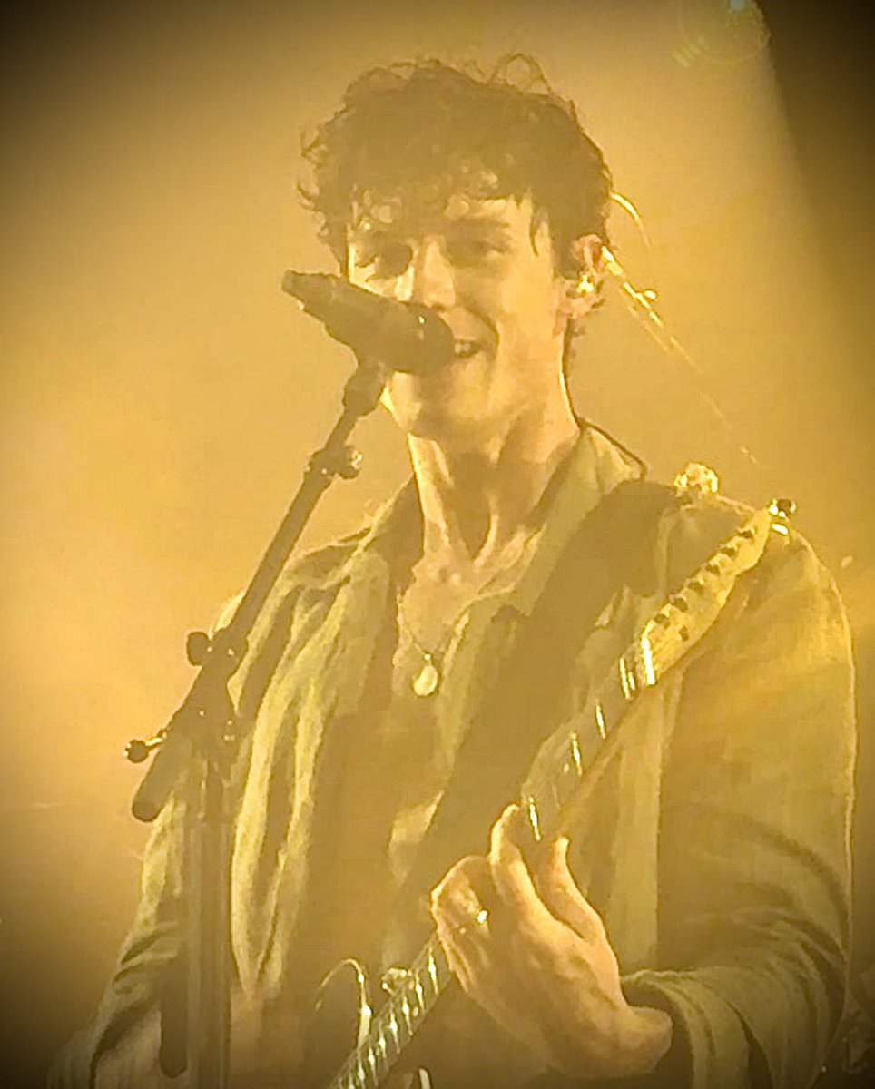 robbrowatzke's tweet image. Ok just one more Shawn Mendes moment #MendesArmy #OnTheRoadAgainMontreal