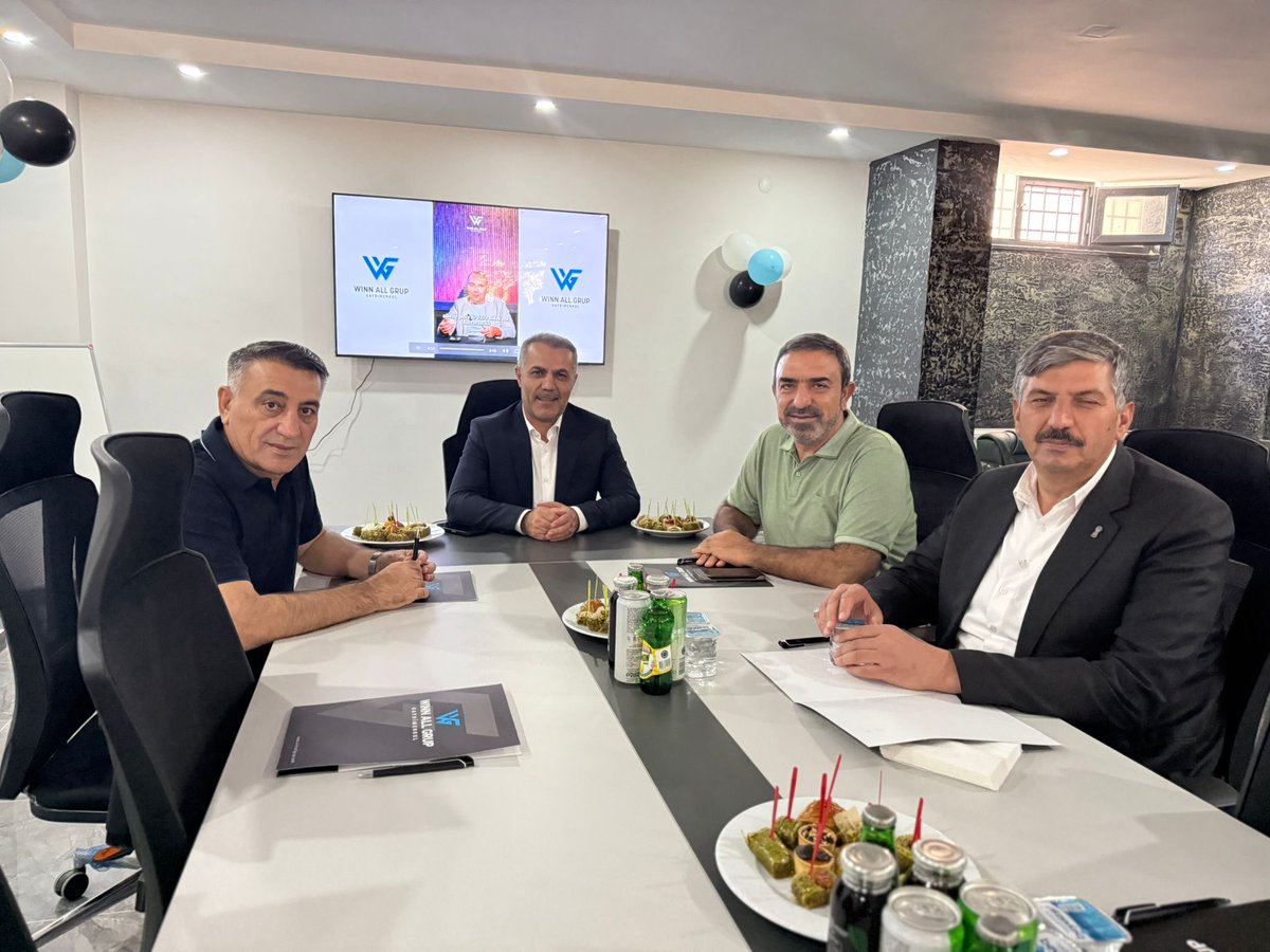 Şube başkanımız <a href="/selmannasiroglu/">M.Selman Nasıroğlu</a> 
Wınn All Grup Gayrimenkul’ün açılışına katıldı.Menkul alanında şehrimize hizmet edecek işletmenin hayırlara vesile olmasını diliyoruz.