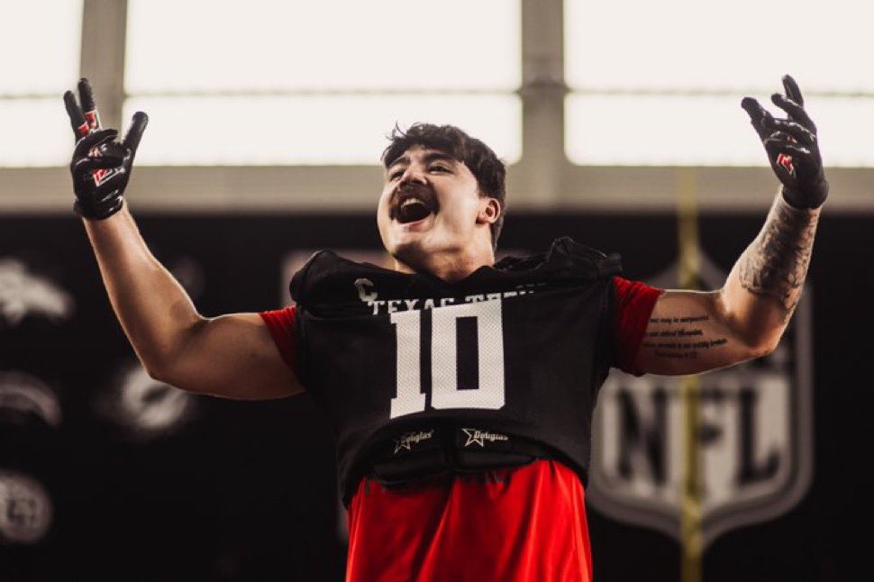 3 of the best Latino college football players in America - true scholar athletes - will play at TDECU today.
Texas Tech’s Jacob Rodriguez, <a href="/OurEsquina/">Our Esquina</a>’s preseason Player of the Year, was National Defensive Player of the week recently.
UH’s Ethan Sanchez &amp; Jacob Garza are stars.