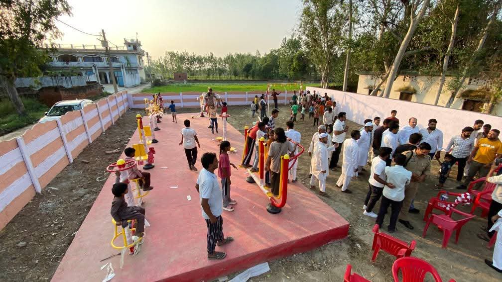 AshrafAliKhan__'s tweet image. #opengym #exercisemotivation 
#थानाभवन_विधानसभा के ग्राम दभेड़ी मैं राष्ट्रीय लोकदल के अध्यक्ष केंद्रीय मंत्री माननीय चौधरी जयंत सिंह जी की प्रेरणा से युवाओं को सेहत तन्दरूस्ती के लिये जागरूक करने के लिए अपनी विकास कार्य योजना निधि से स्थापित ओपन जिम के शुभारंभ के अवसर पर।