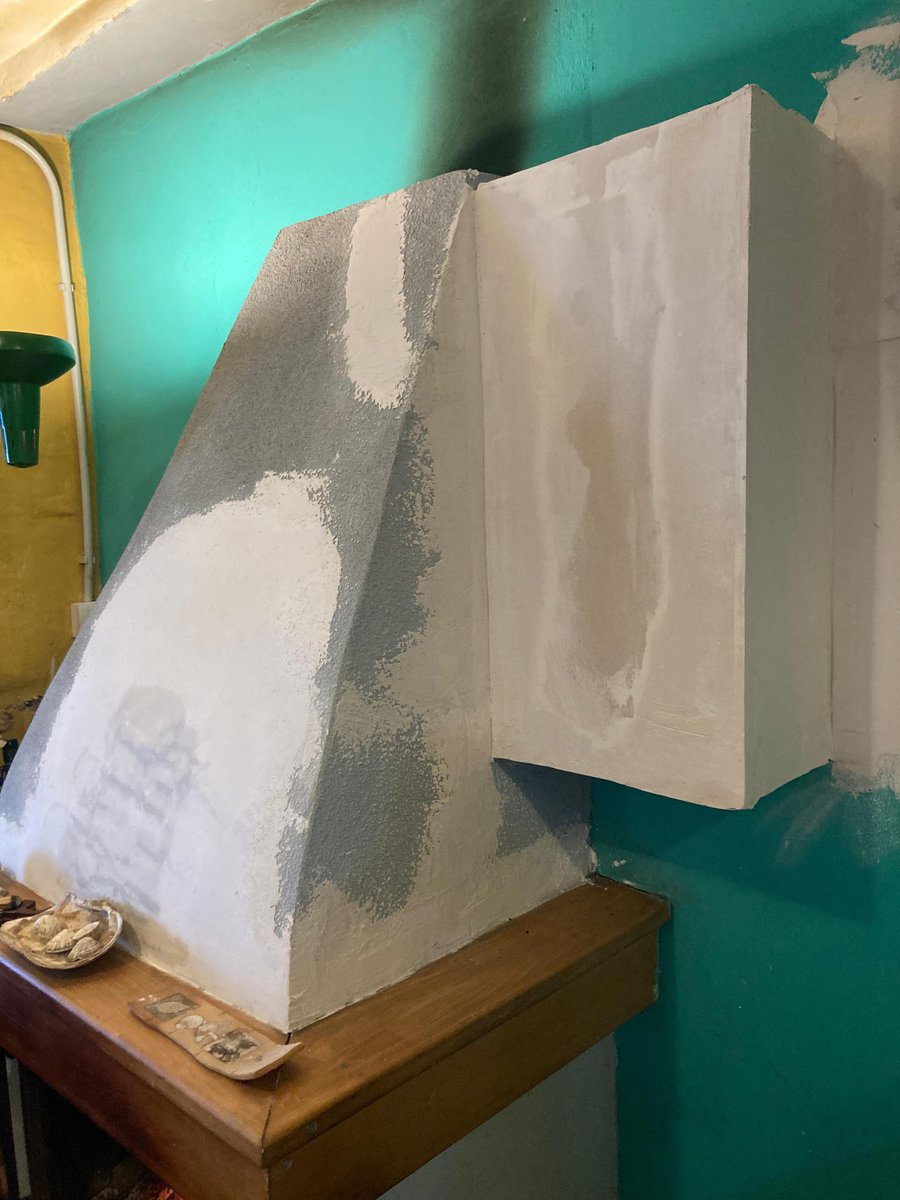 🔥 ya ta repará la chimenea del albergue y güei ya se pudo tizar.  Agora si que nun hai excusa pa nun venir a #Bimenes, subir a #Peñamayor y parar a reponer fuercies en #Fayacava dende onde se ven los meyores atapeceres del mundu. Tolos díes ún distintu. El d'ayer, yera esti 👇🌅