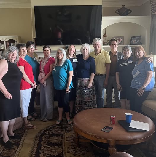 Had amazing time with Blue Lake Dems in Montgomery yesterday. Democratic groups are growing all over the county
Looking forward to seeing large #NoKings turnouts on Oct18th in both Conroe &amp; The Woodlands

<a href="/mcdpTX/">Montgomery Co Democratic Party-TX 🟧🌻 USA 📚🌊</a> <a href="/kat223/">elizabeth 🌊</a> <a href="/HeadTweets83/">Heather See</a>  <a href="/MikeOkuda/">Michael Okuda</a> <a href="/KendallScudder/">Kendall Scudder</a> <a href="/BlueWave2026/">Turn Texas Blue #VoteBlueEveryElection🤠🌊</a>