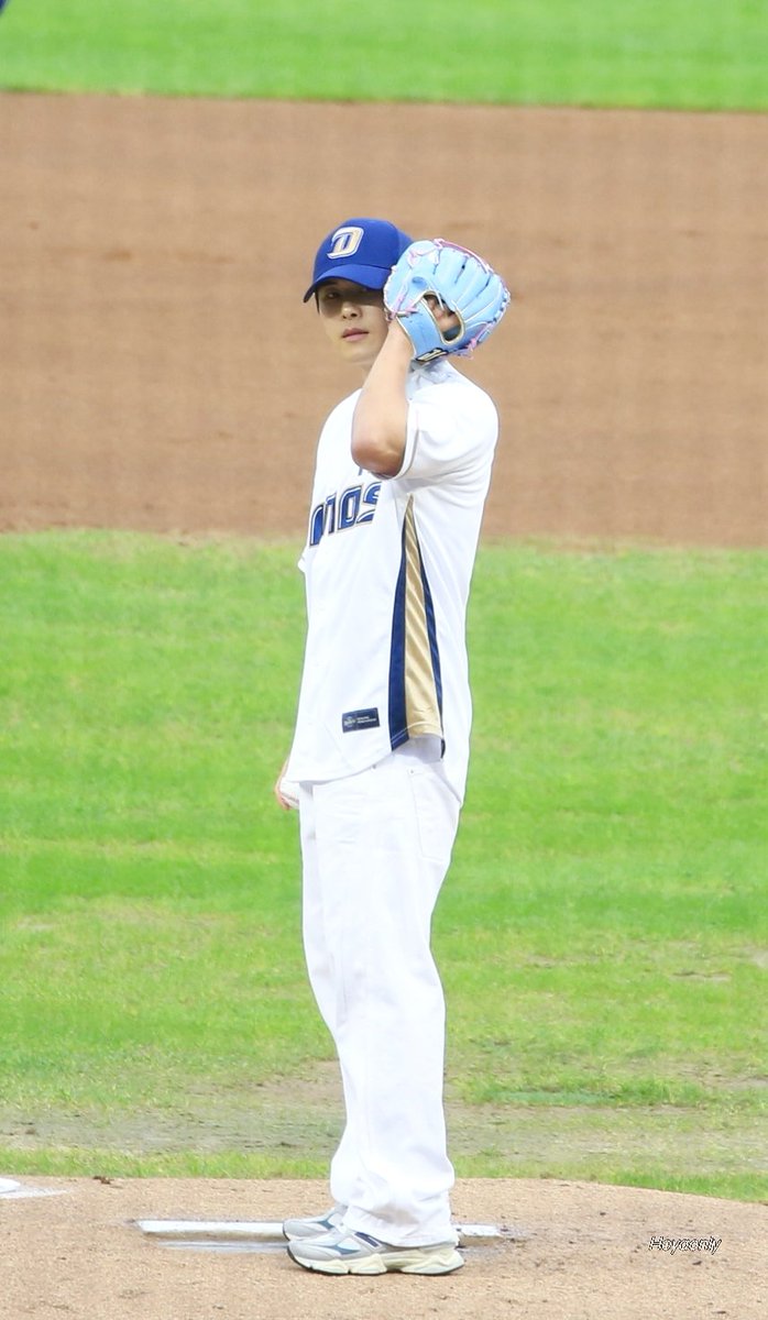 251004 창원NC파크 시구 이호원
아우 이뻐라 
#호야 #HOWON #이호원 #hoya