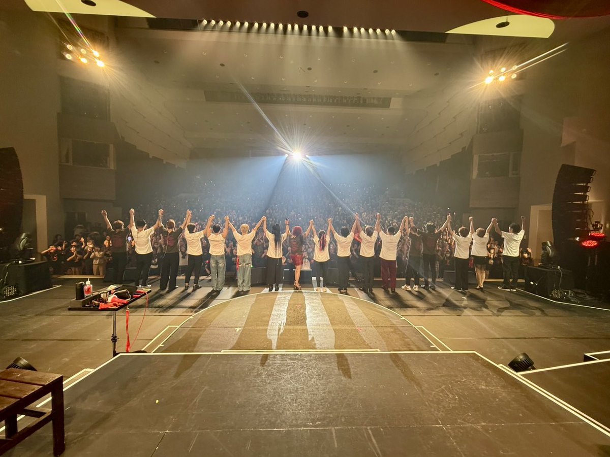 55REDツアー10本目🌹
伊勢崎ありがとうございました💃

一般発売直後にsold outになるほど熱量が高く、今日のライブも大盛り上がりで幕を閉じました🪩✨

次回は再び九州シリーズ✈️
10/12長崎・ハピネスアリーナ
10/13熊本城ホール
九州の皆様お待ちしてます🕺

#大黒摩季 #55red