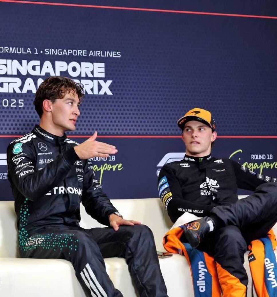 Gunnersedez's tweet image. This is #pussell at its PEAK