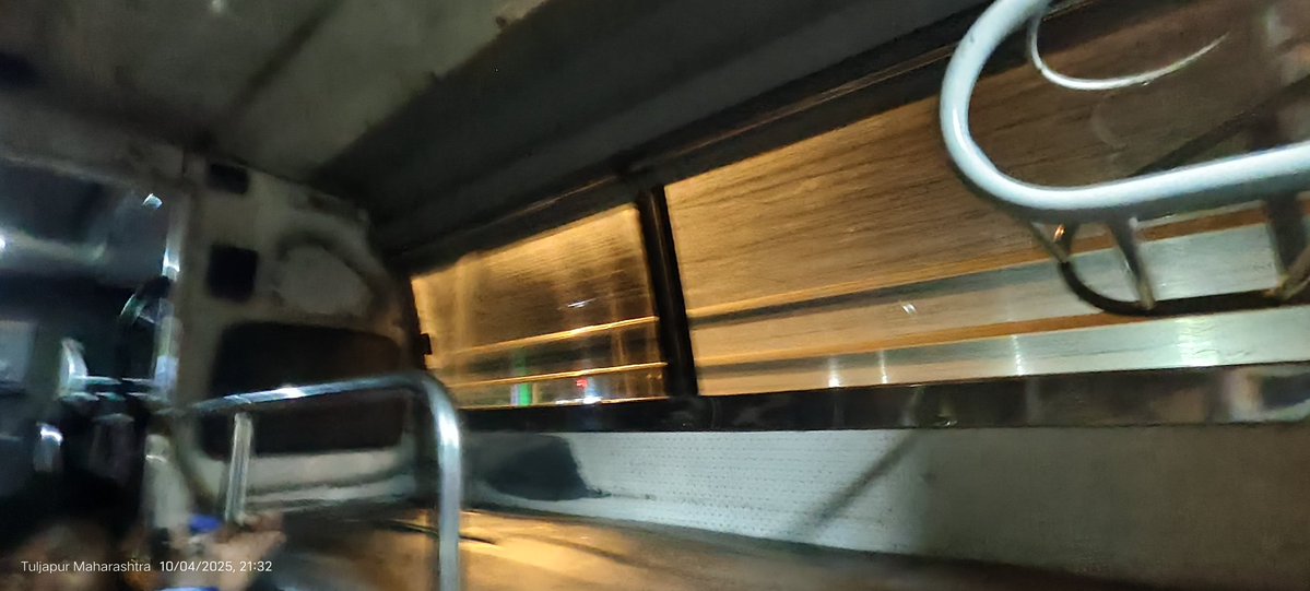 p_s_s_ravikiran's tweet image. @MSRTC_Live Urgent complaint: Ordinary Sleeper Bus Dharshiv–Hyderabad in unsafe, unhygienic condition. No curtains, broken mirror/lights/seats, zero maintenance. Mahila Sadhikar benefit ignored—women&apos;s privacy &amp;amp; safety compromised. Please act now! #MSRTC #PassengerSafety