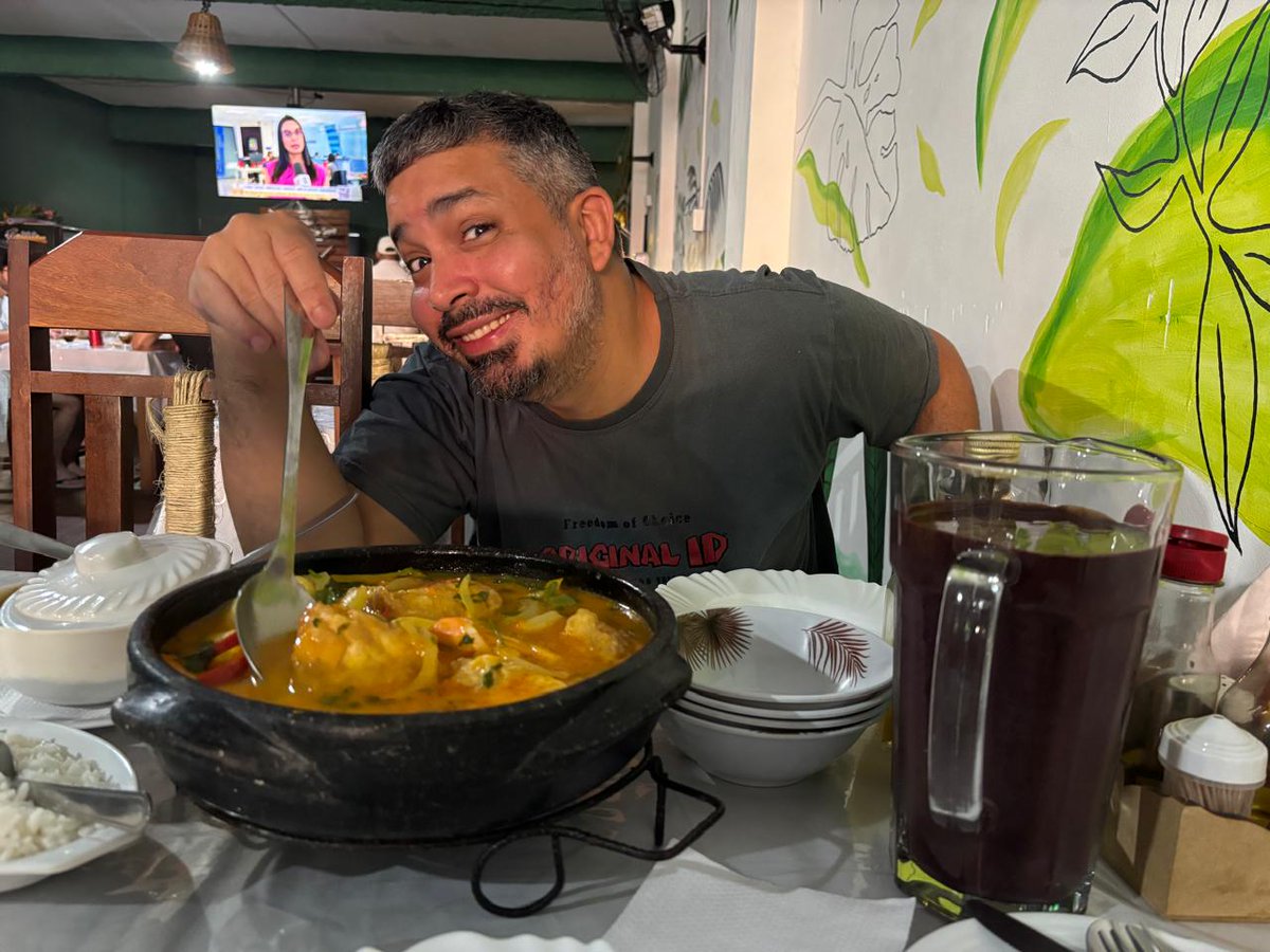 Moqueca, açaí e depois uma rede