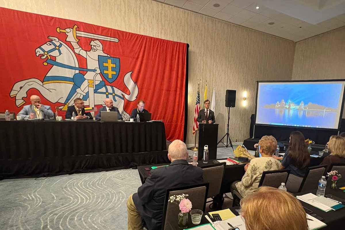 varvuolis's tweet photo. Attending the plenary of the Council of 🇱🇹 diaspora in the🇺🇸, taking place in Los Angeles this year. Great sense of unity &amp; dedication for Lithuanian language, culture, youth, but also awareness &amp; readiness to act in view of challenges Europe faces #GlobalLithuania @MfaLithuania https://t.co/GfXNEbPnhh