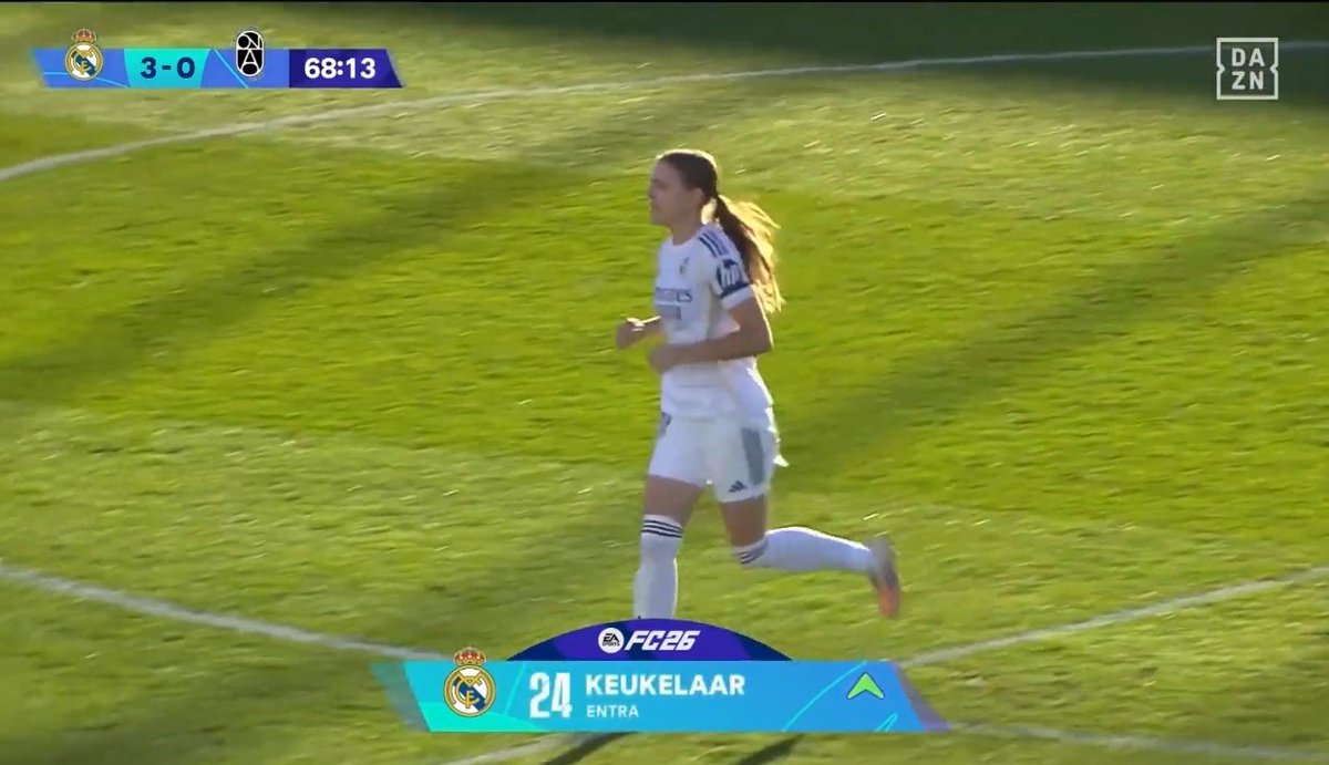 rmadrid_esa's tweet photo. Our Dutch girl make her debut. 🤍
What we will enjoy with your quality, Lotte. #Keukelaar #RealMadrid https://t.co/FYbziP59tu